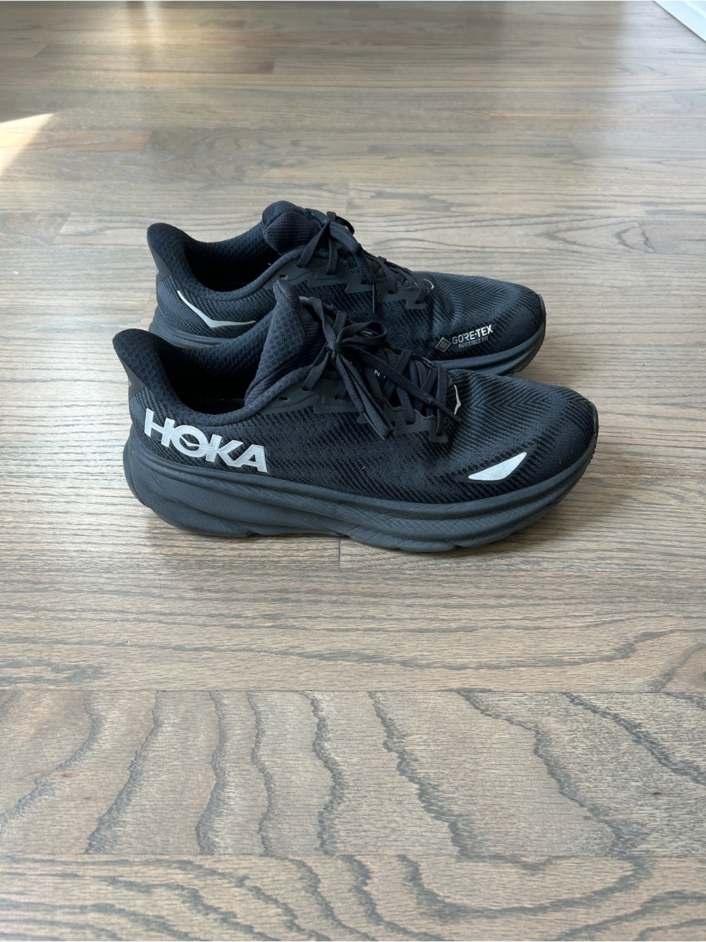 Hoka Clifton 9 GTX running shoes - Black/Black